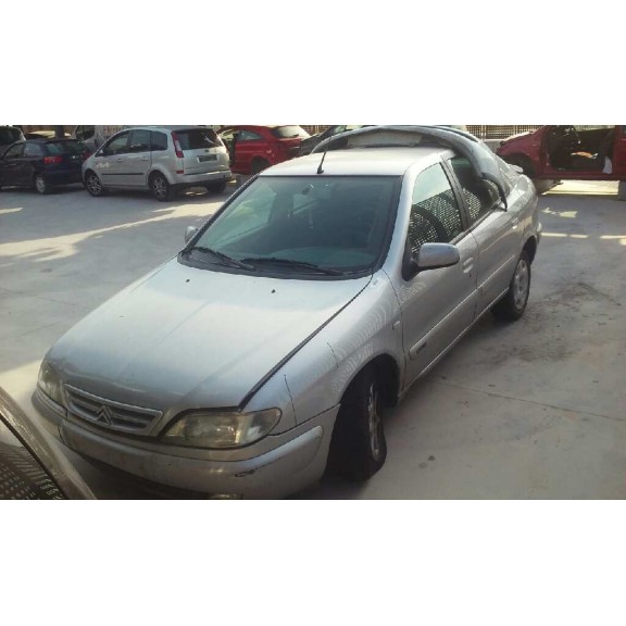 citroën xsara berlina del año 1999