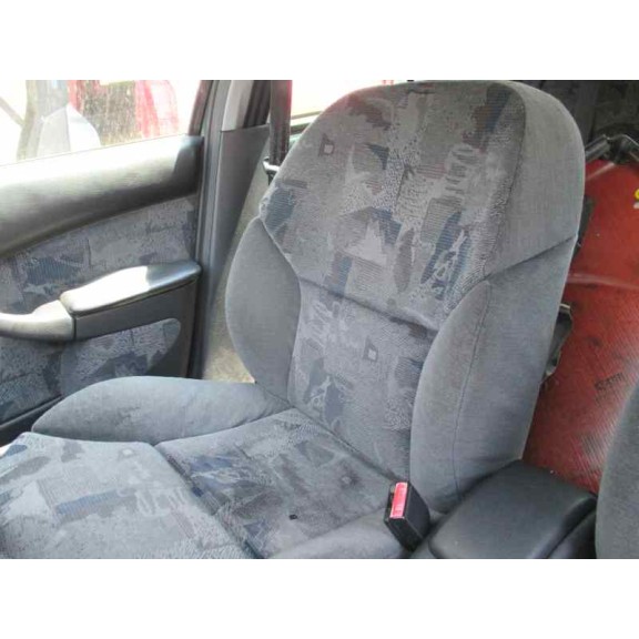 citroën xsara berlina del año 1998