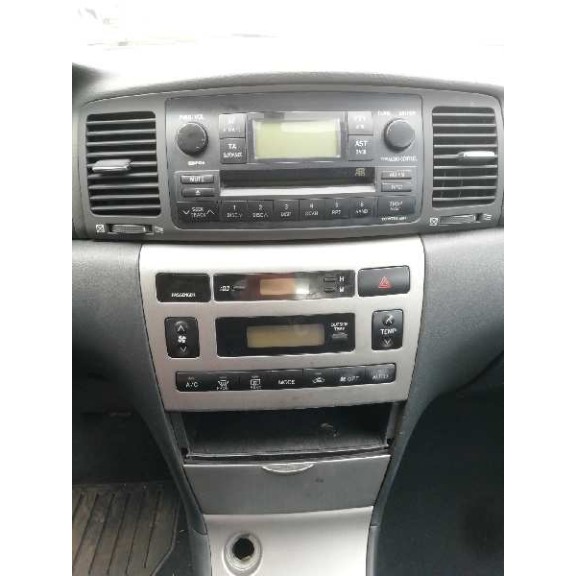 toyota corolla (e12) del año 2006