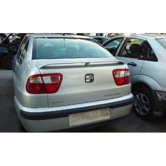 seat cordoba berlina (6k2) del año 2001