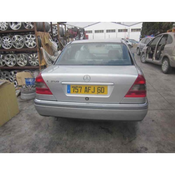 mercedes-benz clase c (w202) berlina del año 1993