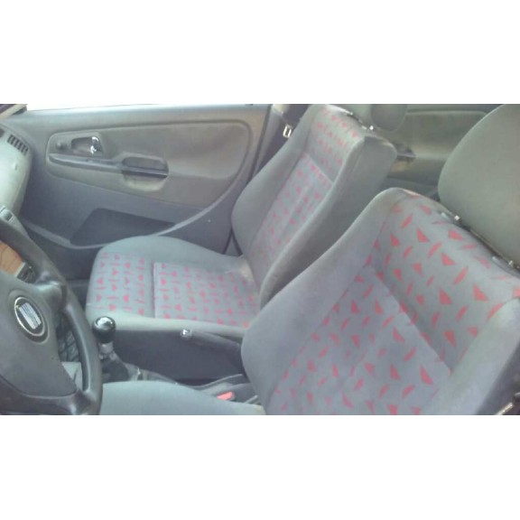 seat cordoba berlina (6k2) del año 2001