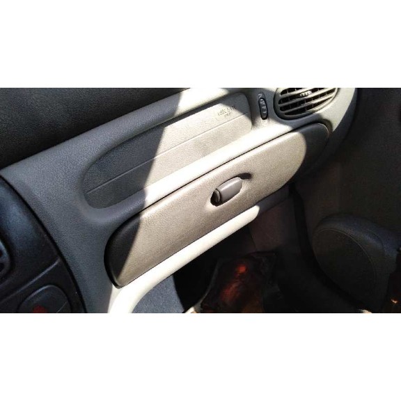 renault scenic (ja..) del año 2001