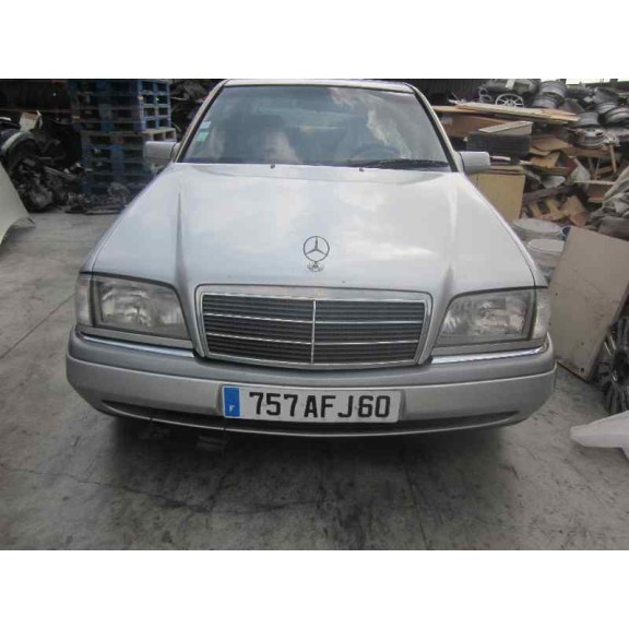 mercedes-benz clase c (w202) berlina del año 1993