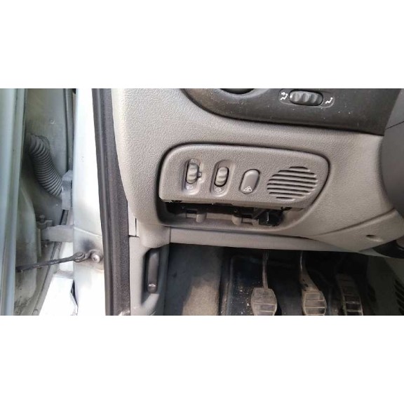 renault scenic (ja..) del año 2001