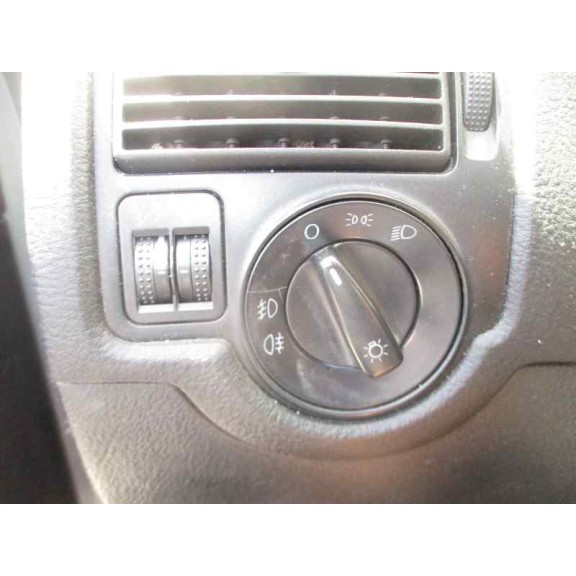 volkswagen golf iv berlina (1j1) del año 1999