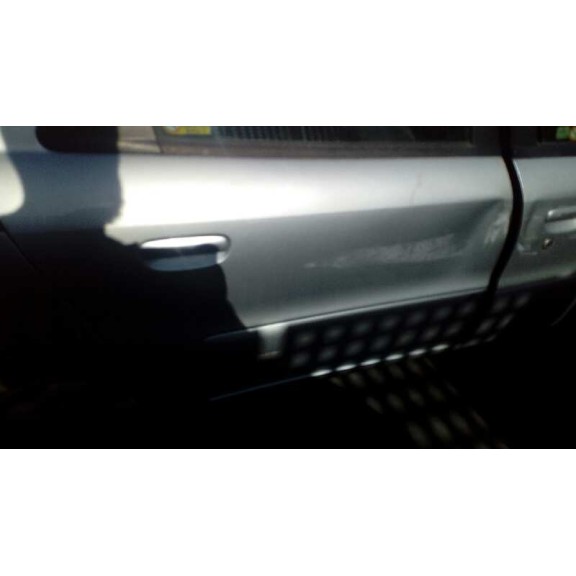 citroën xsara berlina del año 1999