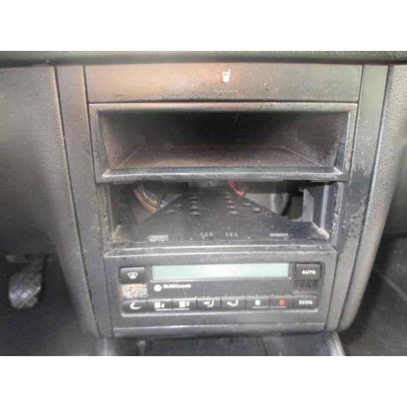 volkswagen golf iv berlina (1j1) del año 1999