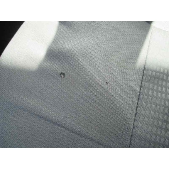 seat ibiza (6l1) del año 2003