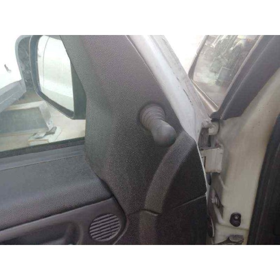 opel meriva del año 2004