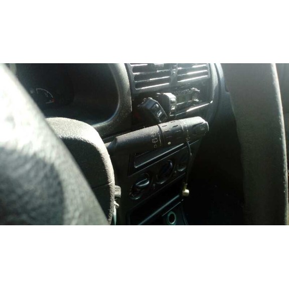 citroën xsara berlina del año 1999