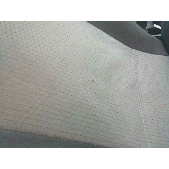 opel meriva del año 2004