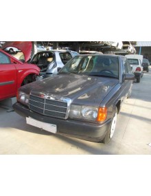 mercedes-benz clase c (w201) berlina del año 1992