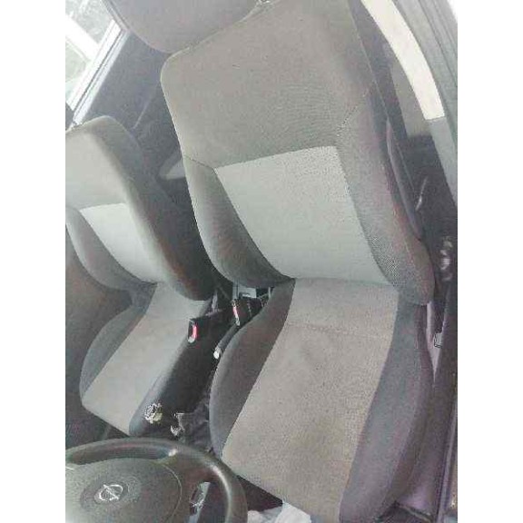 opel meriva del año 2004