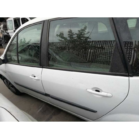 renault scenic ii del año 2005