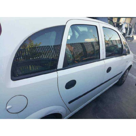 opel meriva del año 2004