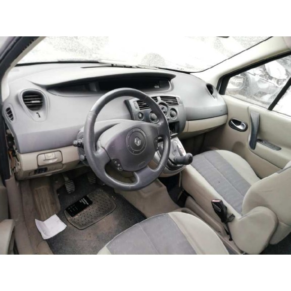 renault scenic ii del año 2005