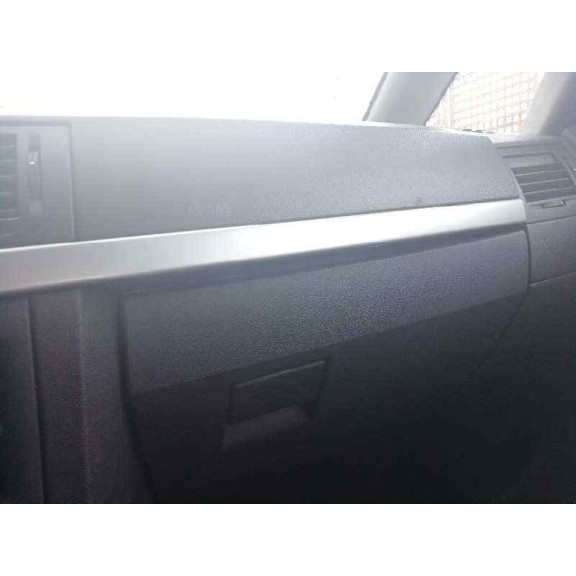 opel meriva del año 2004