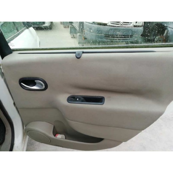 renault scenic ii del año 2005