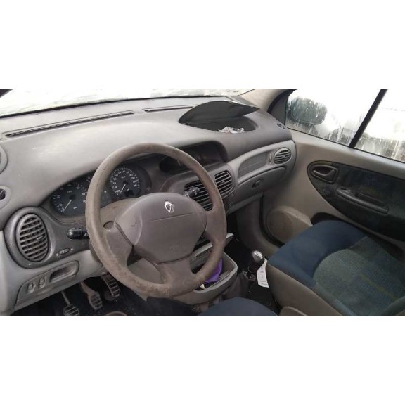renault scenic (ja..) del año 2001