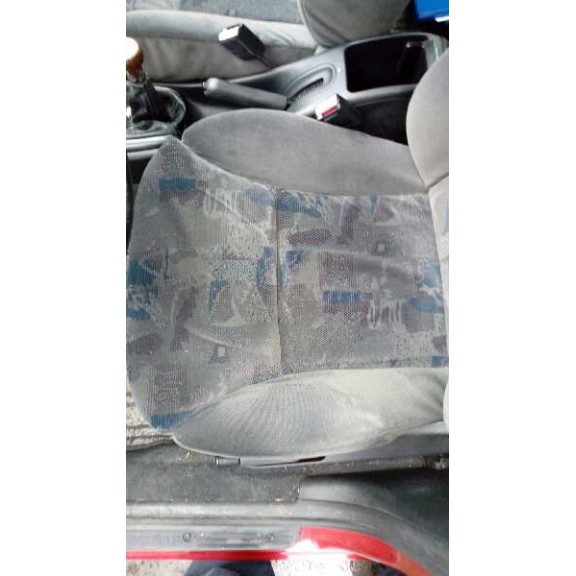 citroën xsara berlina del año 1999