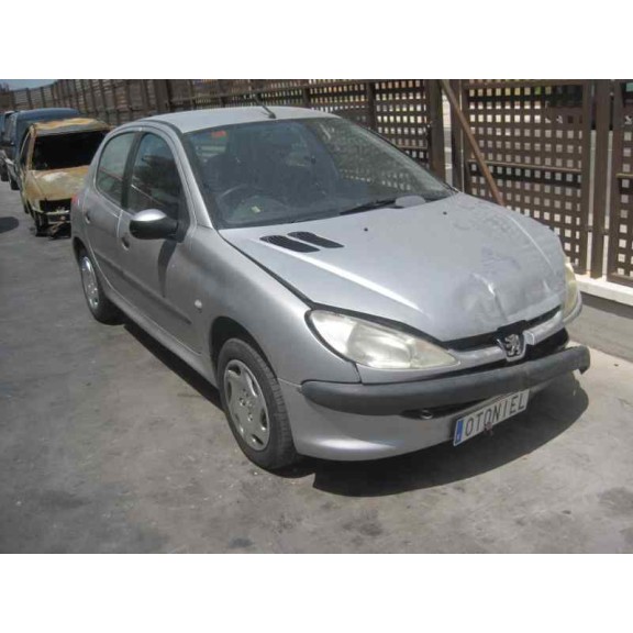 peugeot 206 4-trg. del año 2006