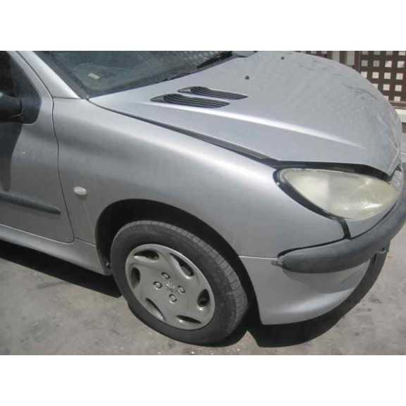 peugeot 206 4-trg. del año 2006