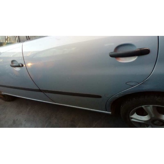 seat ibiza (6l1) del año 2004