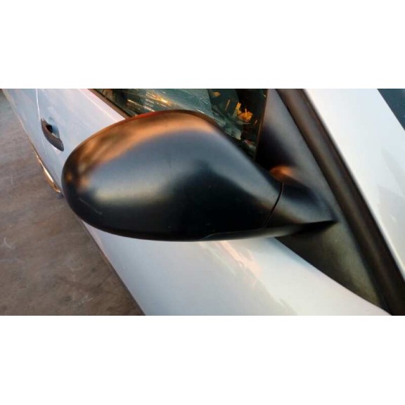 seat ibiza (6l1) del año 2004