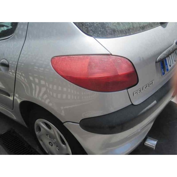 peugeot 206 4-trg. del año 2006