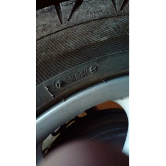 seat ibiza (6l1) del año 2004