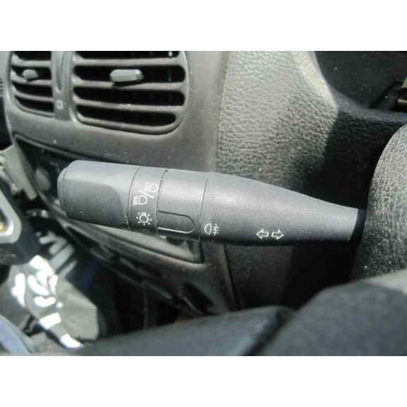 peugeot 206 4-trg. del año 2006