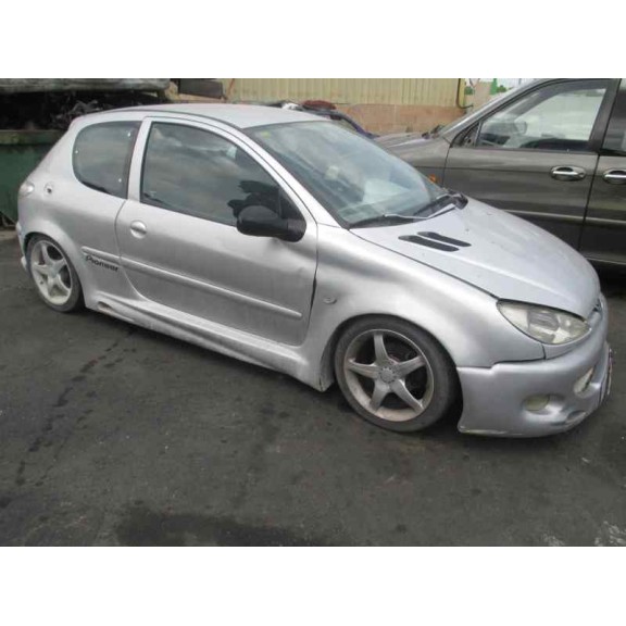peugeot 206 berlina del año 2000