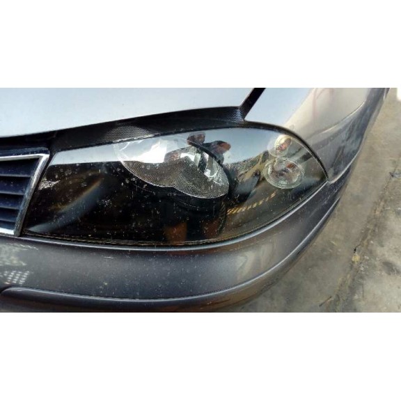 seat ibiza (6l1) del año 2002