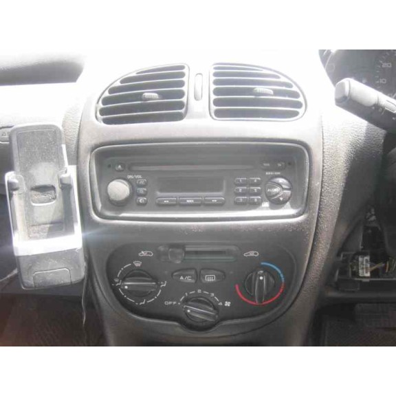 peugeot 206 4-trg. del año 2006