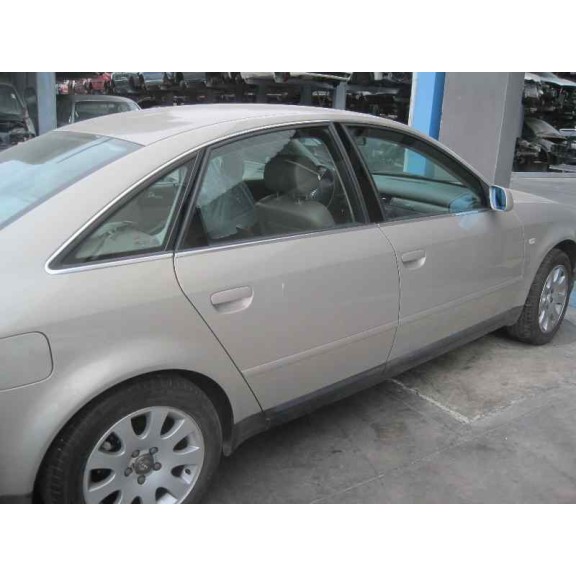 audi a6 berlina (4b2) del año 2000