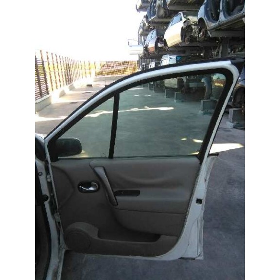 renault scenic ii del año 2006