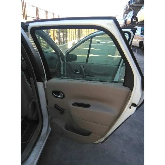 renault scenic ii del año 2006