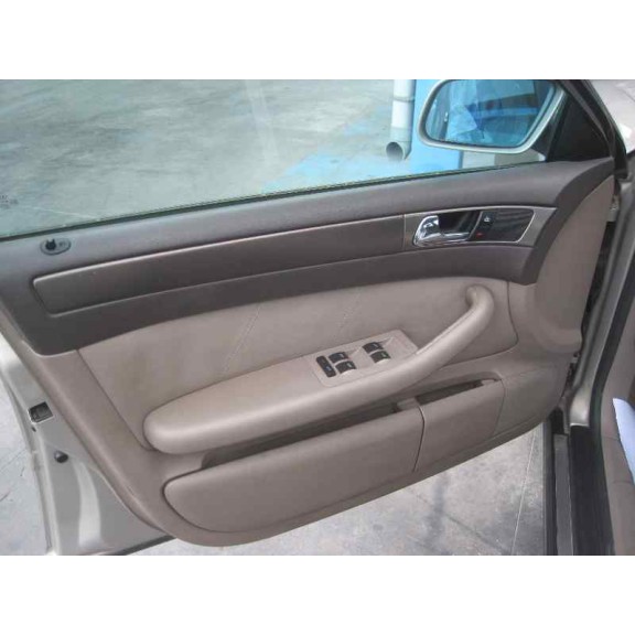 audi a6 berlina (4b2) del año 2000