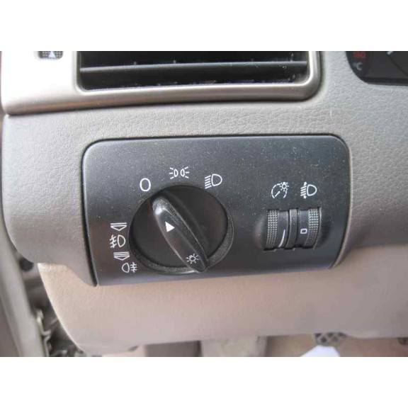 audi a6 berlina (4b2) del año 2000