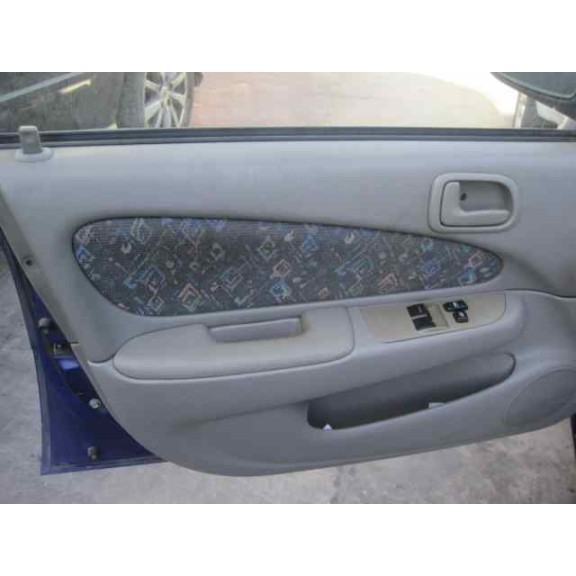 toyota corolla (e11) del año 1998