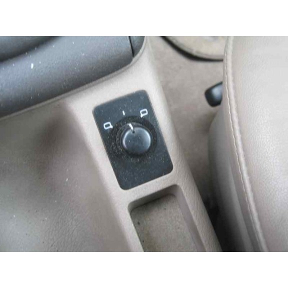 audi a6 berlina (4b2) del año 2000