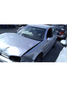 volkswagen golf iv berlina (1j1) del año 2002 2