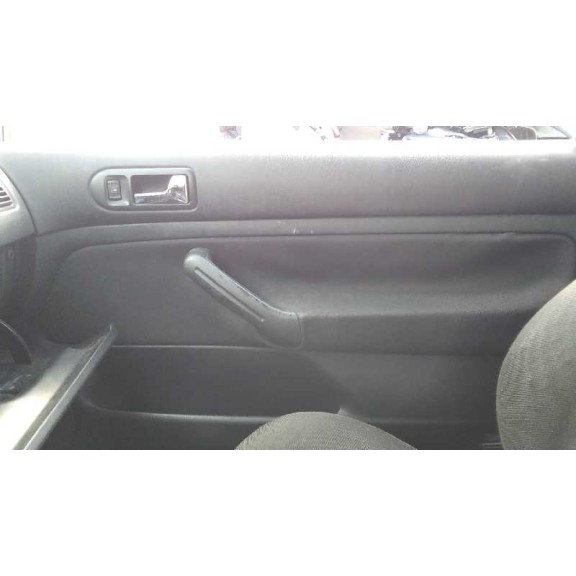 volkswagen golf iv berlina (1j1) del año 2002