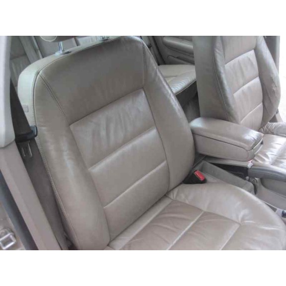 audi a6 berlina (4b2) del año 2000