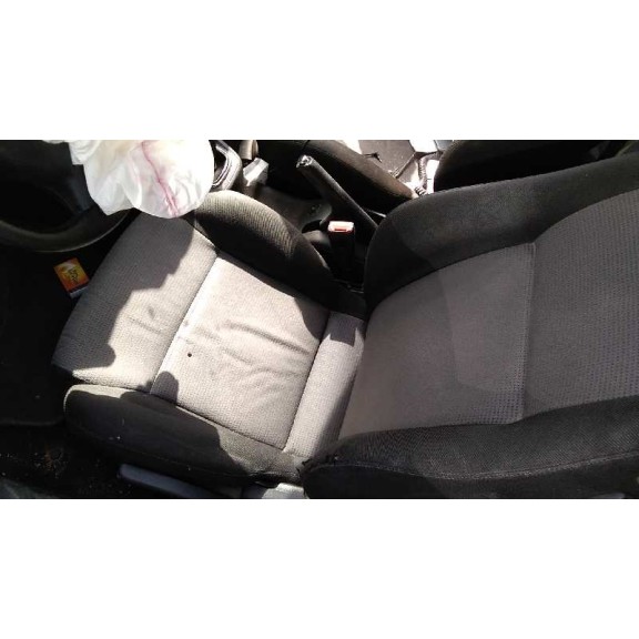 volkswagen golf iv berlina (1j1) del año 2002