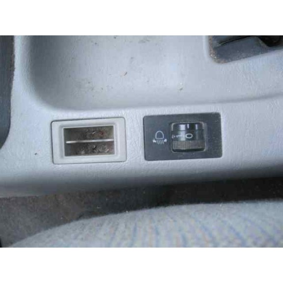 toyota corolla (e11) del año 1998