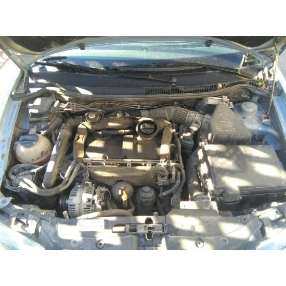 seat ibiza (6l1) del año 2002