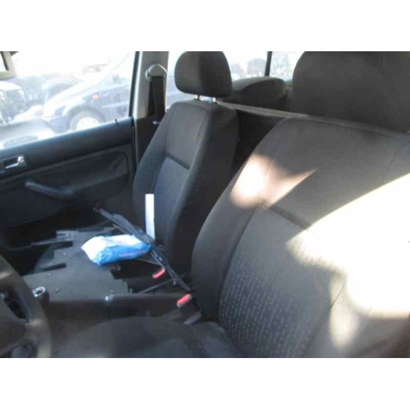 volkswagen golf iv berlina (1j1) del año 2000