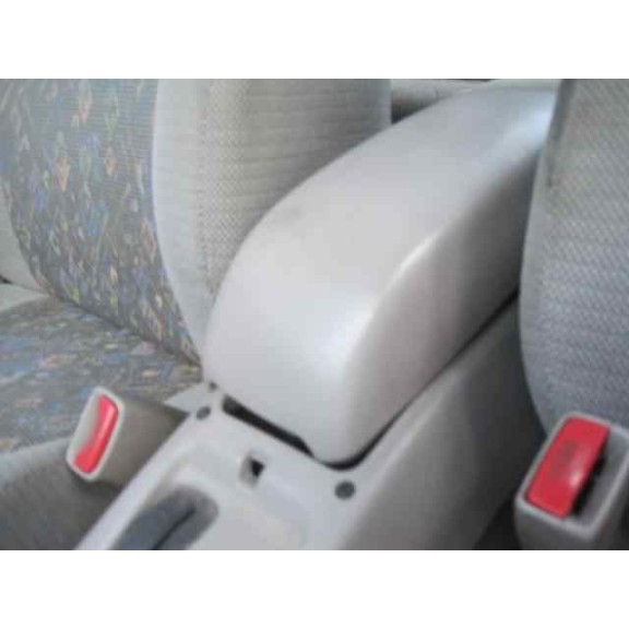 toyota corolla (e11) del año 1998